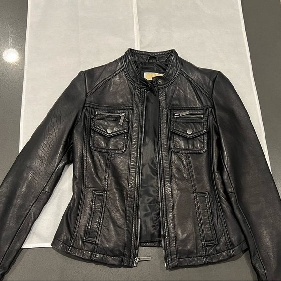 Black Xs small MICHAEL KORS GENUINE LEATHER JACKET . - Picture 3 of 5